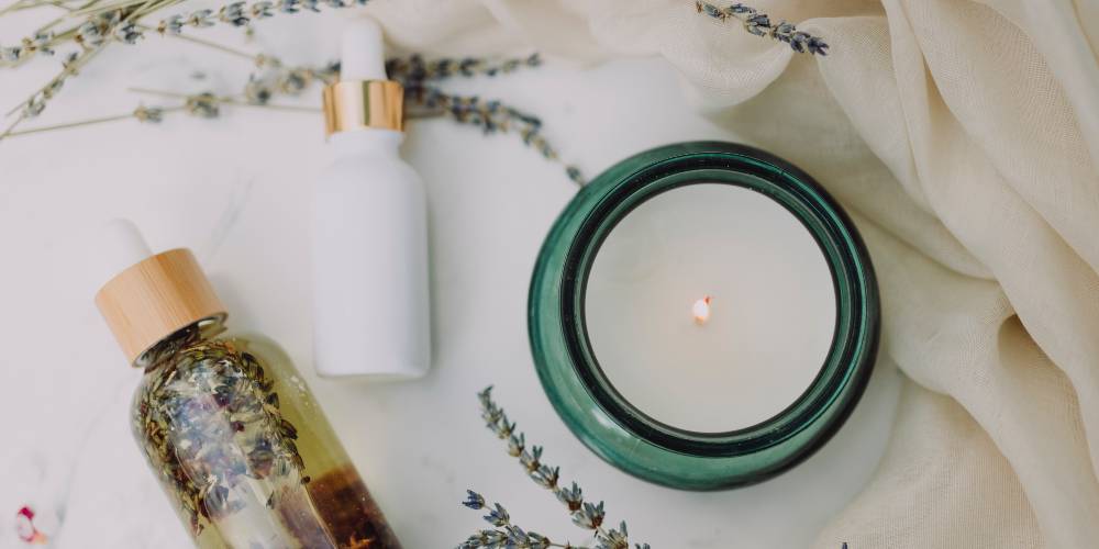 manage anxiety without medication - candles and scents
